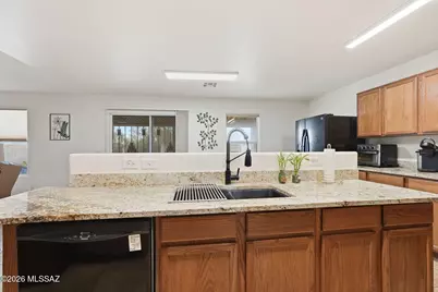 5758 W King Snake Drive, Tucson, AZ 85742 - Photo 15