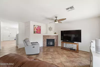 5758 W King Snake Drive, Tucson, AZ 85742 - Photo 7
