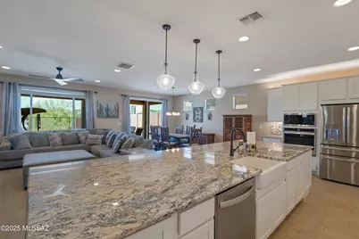 7738 W Laurel Lane, Marana, AZ 85658 - Photo 3