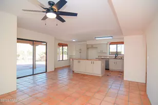 9156 N Jessy Ln, Tucson, AZ 85742 - Photo 9