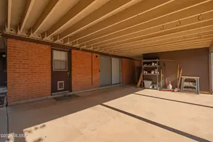 8149 E Colette Pl, Tucson, AZ 85710 - Photo 7