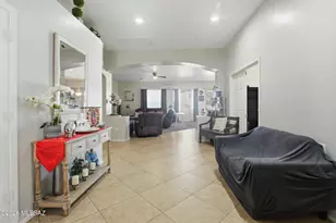 8286 W Calle Sancho Panza, Tucson, AZ 85757 - Photo 9