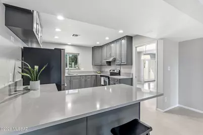 6035 E San Cristobal Street, Tucson, AZ 85715 - Photo 13