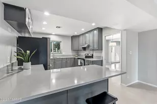 6035 E San Cristobal St, Tucson, AZ 85715 - Photo 13