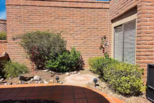 3509 S Via del Tordo, Green Valley, AZ 85622 - Photo 11