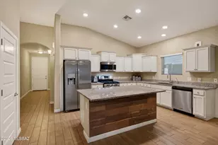 251 W Charles L Mckay St, Vail, AZ 85641 - Photo 9