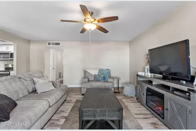 2166 S Calle Polar, Tucson, AZ 85710 - Photo 7