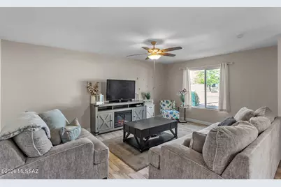 2166 S Calle Polar, Tucson, AZ 85710 - Photo 5