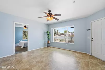 1569 N Paseo La Tinaja, Green Valley, AZ 85614 - Photo 11