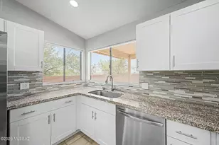 3098 S Giovanna Dr, Tucson, AZ 85730 - Photo 13