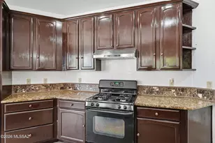 1338 W Bosque Dr, Sahuarita, AZ 85629 - Photo 9