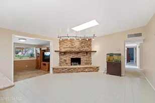 410 W Camino Fairhaven, Tucson, AZ 85704 - Photo 13