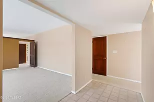 410 W Camino Fairhaven, Tucson, AZ 85704 - Photo 9