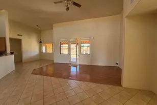 8050 W Crowned Eagle Ct, Tucson, AZ 85757 - Photo 15