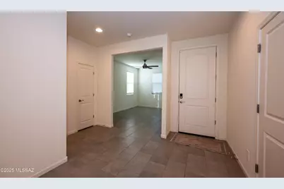 10410 W Robertson Street, Marana, AZ 85653 - Photo 9