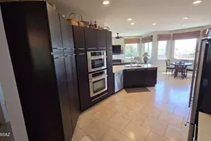 10255 N Carristo Dr, Tucson, AZ 85737 - Photo 11