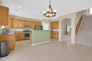 8732 N Finfrock Dr, Tucson, AZ 85743 - Photo 13