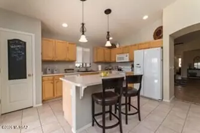 7808 N Sun Flair Drive, Tucson, AZ 85741 - Photo 5