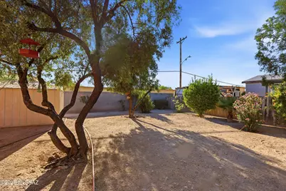 792 W Laguna Street, Tucson, AZ 85705 - Photo 23