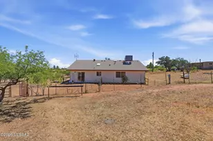 25290 E Tonopah Trail, Benson, AZ 85602 - Photo 31