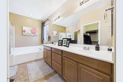 10484 S Cutting Horse Drive, Vail, AZ 85641 - Photo 9