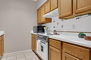 5500 N Valley View Rd, Tucson, AZ 85718 - Photo 9