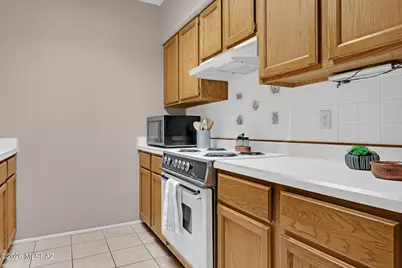 5500 N Valley View Road #213, Tucson, AZ 85718 - Photo 9