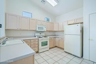 7653 W Starry Night Lane, Tucson, AZ 85743 - Photo 7