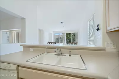 7653 W Starry Night Lane, Tucson, AZ 85743 - Photo 9