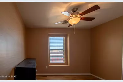 930 S Vista Overlook Drive, Tucson, AZ 85710 - Photo 31