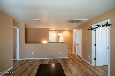 930 S Vista Overlook Drive, Tucson, AZ 85710 - Photo 19