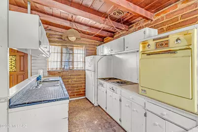 5829 E Waverly Street, Tucson, AZ 85712 - Photo 9