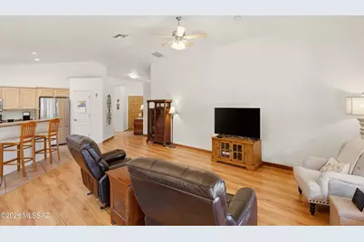 10490 E Oakbrook Street, Tucson, AZ 85747 - Photo 9