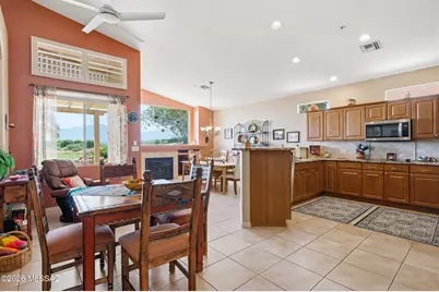2749 S Greenside Place, Green Valley, AZ 85614 - Photo 5
