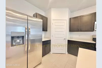 7064 W Vineridge Drive, Tucson, AZ 85757 - Photo 17
