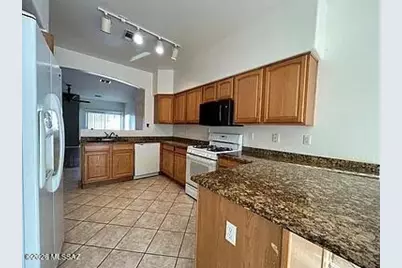 1037 S Speckled Stone Way, Tucson, AZ 85710 - Photo 5