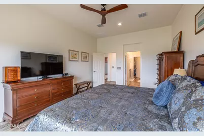 1367 E Golden Rock Way, Sahuarita, AZ 85614 - Photo 9