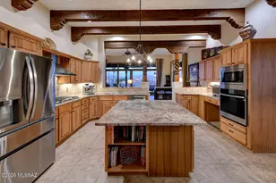 4185 S Manolito Dr, Green Valley, AZ 85622 - Photo 9