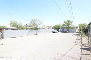 1023 E Lee St, Tucson, AZ 85719 - Photo 21