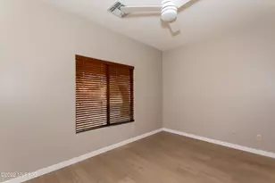 7458 W Crimson Sky Dr, Tucson, AZ 85743 - Photo 29