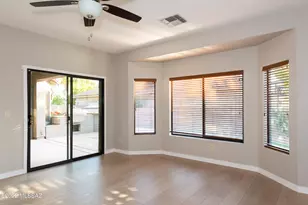 7458 W Crimson Sky Dr, Tucson, AZ 85743 - Photo 9