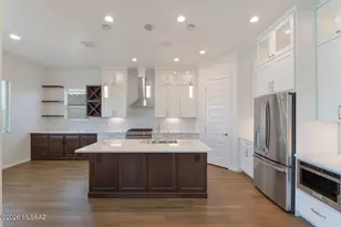 1005 W Lark Bunting Ln, Oro Valley, AZ 85755 - Photo 7