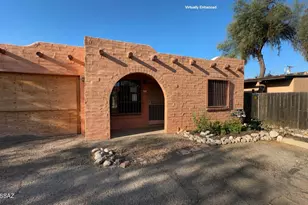 905 E Mesquite Dr, Tucson, AZ 85719 - Photo 1