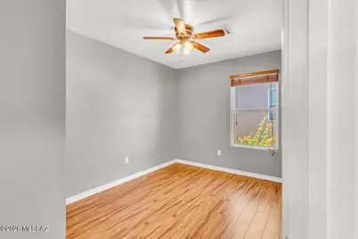 7638 E Saguaro Overlook Drive, Tucson, AZ 85710 - Photo 19