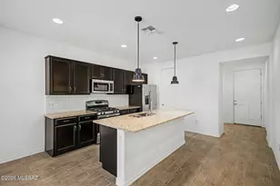 12818 N Dutch Dr, Oro Valley, AZ 85755 - Photo 9