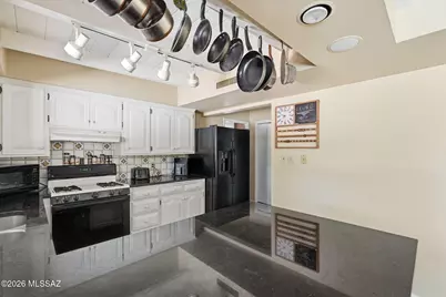4390 N Camino Vinorama, Tucson, AZ 85750 - Photo 23
