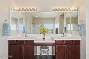 11911 N Prospect Point Pl, Oro Valley, AZ 85737 - Photo 15