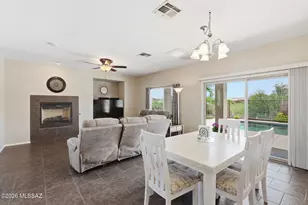 11911 N Prospect Point Pl, Oro Valley, AZ 85737 - Photo 7