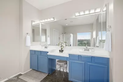 11911 N Prospect Point Place, Oro Valley, AZ 85737 - Photo 17