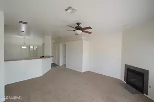 312 E Calle CERITA, Green Valley, AZ 85614 - Photo 3